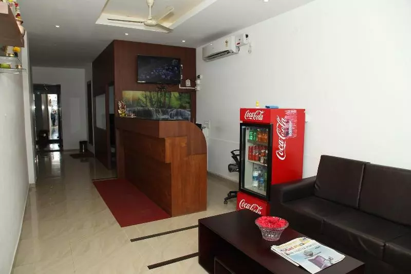 Hotelli Capital O Sai Arya Residency