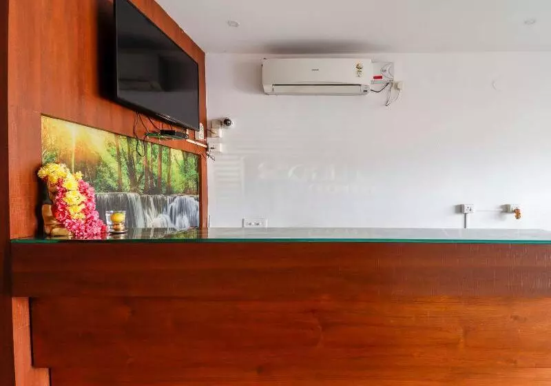 Hotelli Capital O Sai Arya Residency