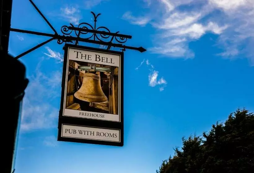 Hotelli The Bell   Brunning And Price