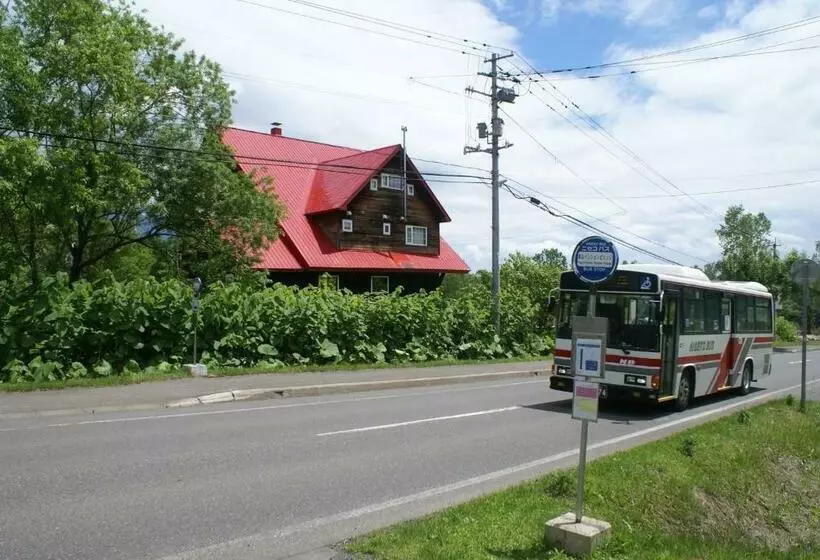 ペンション Niseko Higashiyama Guest House