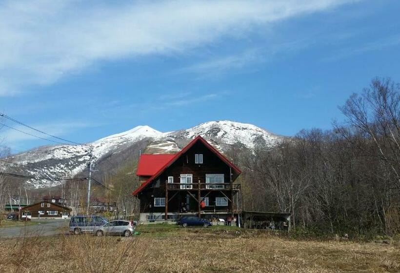 Pensjonat Niseko Higashiyama Guest House