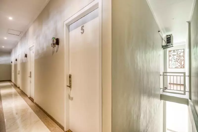 Majatalo Reddoorz Plus Near Gembira Loka Zoo 2