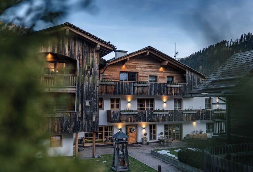 Sportony Mountain Lodges