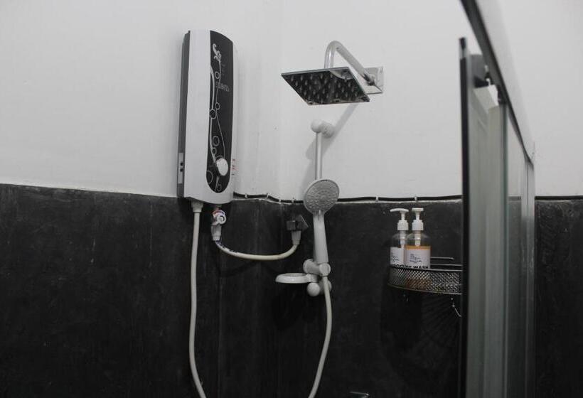 Bed and Breakfast Elephant Village With Free Safari Tour