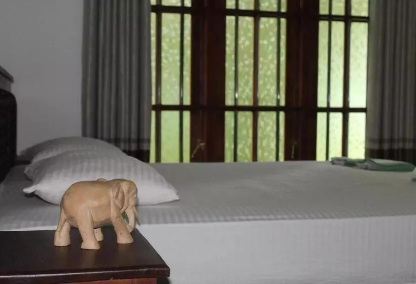 ベッドアンドブレックファースト Elephant Village With Free Safari Tour