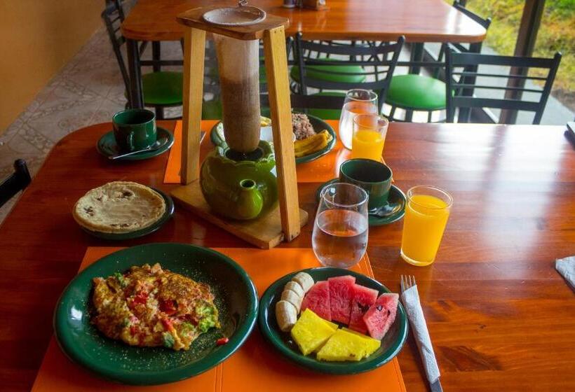 Nafre House B&b Monteverde