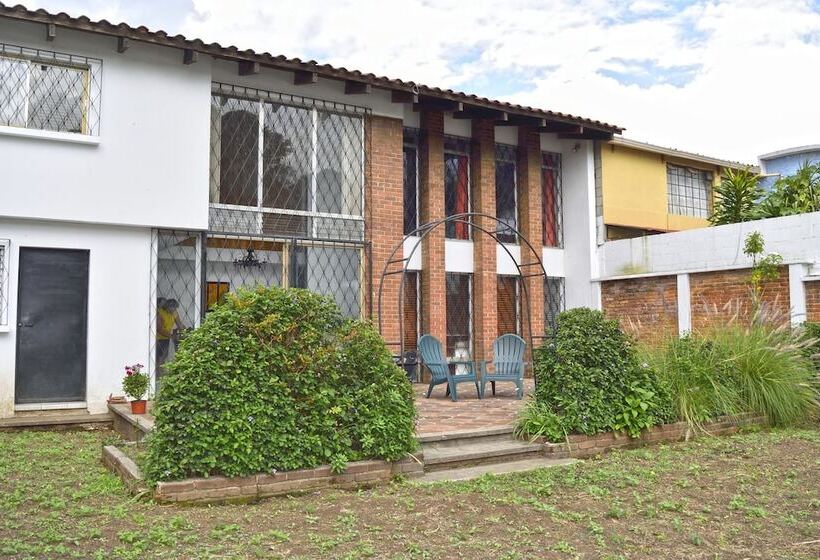 تختخواب و صبحانه Oh Espana!