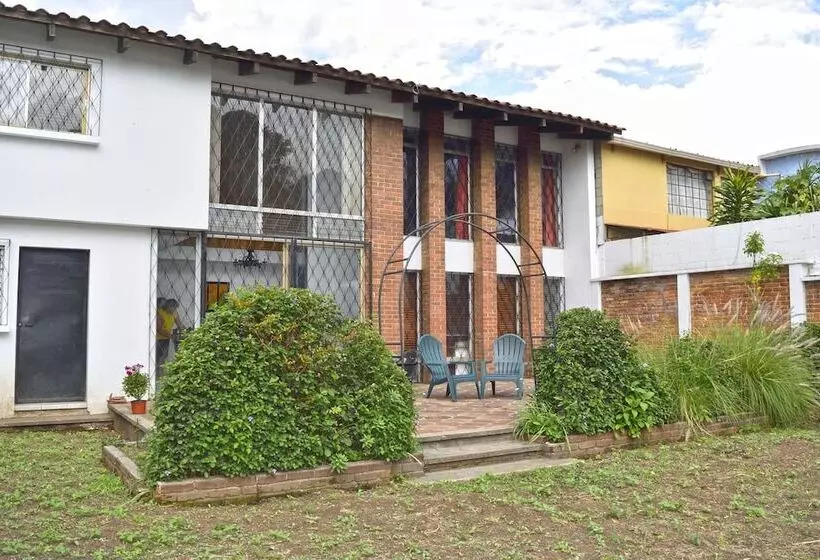 تختخواب و صبحانه Oh Espana!