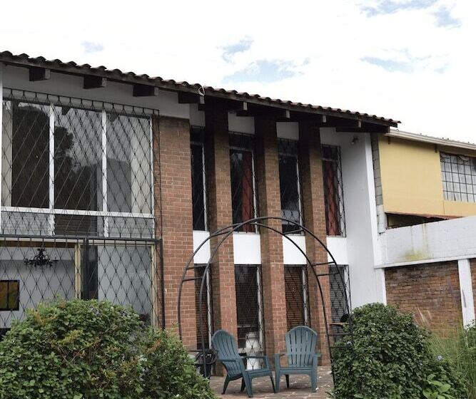 تختخواب و صبحانه Oh Espana!