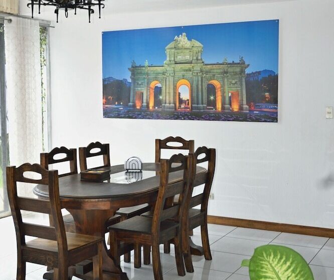 تختخواب و صبحانه Oh Espana!