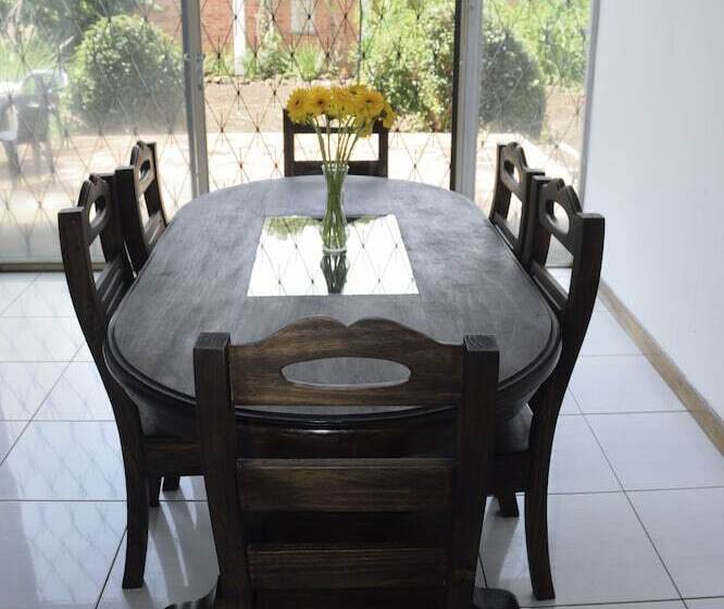 تختخواب و صبحانه Oh Espana!