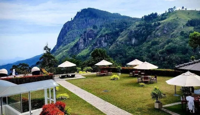 هتل Ekho Ella