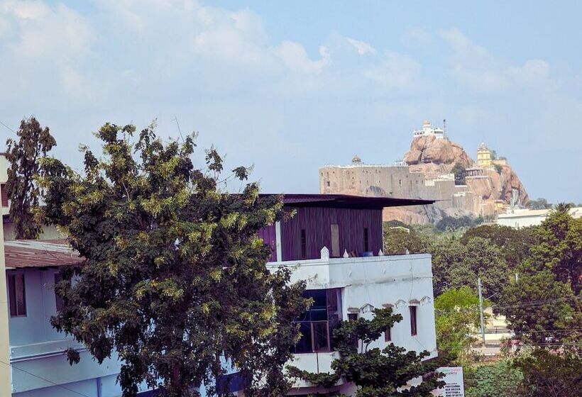 هتل Rbs Residency