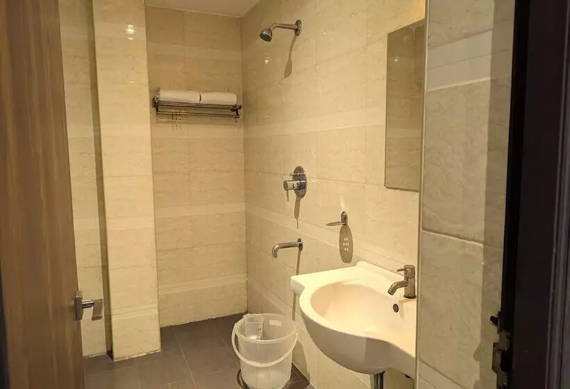 هتل Rbs Residency