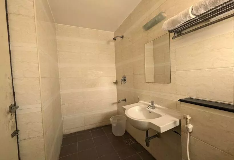 هتل Rbs Residency