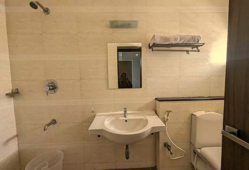 هتل Rbs Residency