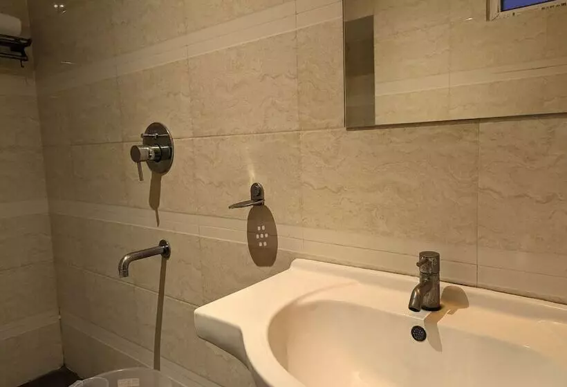 هتل Rbs Residency