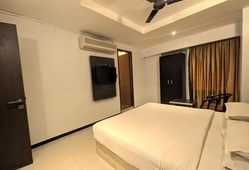 هتل Rbs Residency