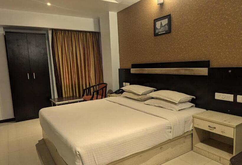 هتل Rbs Residency