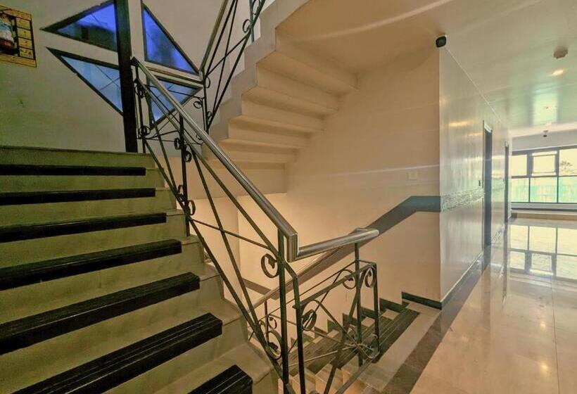 هتل Rbs Residency