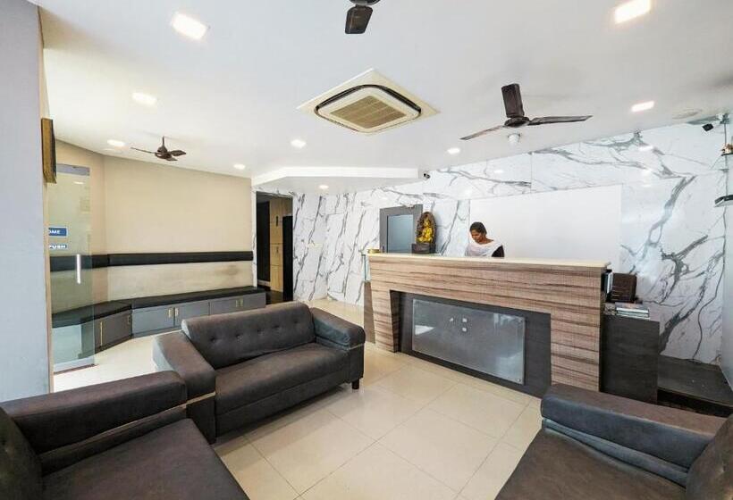 هتل Rbs Residency