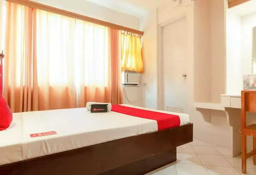 هتل Reddoorz @ Paterno Street Tacloban