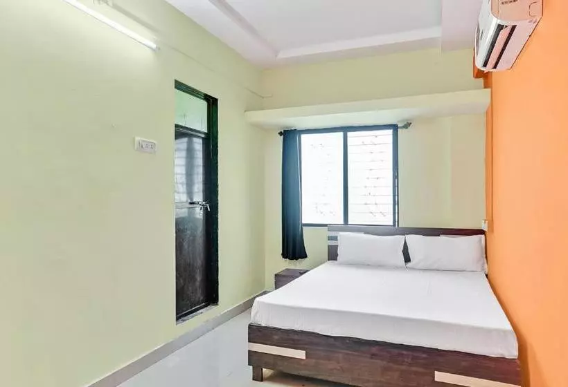 Spot On 61450 Hotel Sai Palace Lodging
