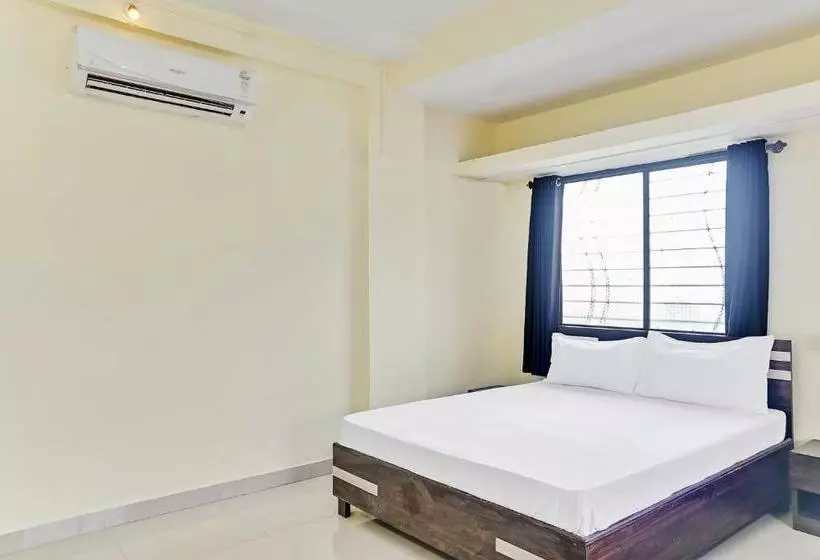 Spot On 61450 Hotel Sai Palace Lodging