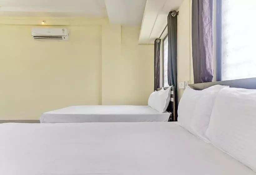Spot On 61450 Hotel Sai Palace Lodging