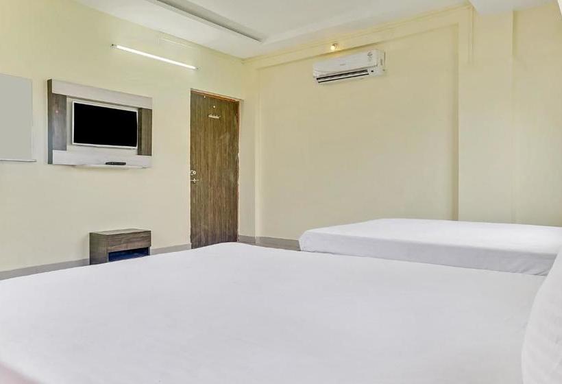 Spot On 61450 Hotel Sai Palace Lodging