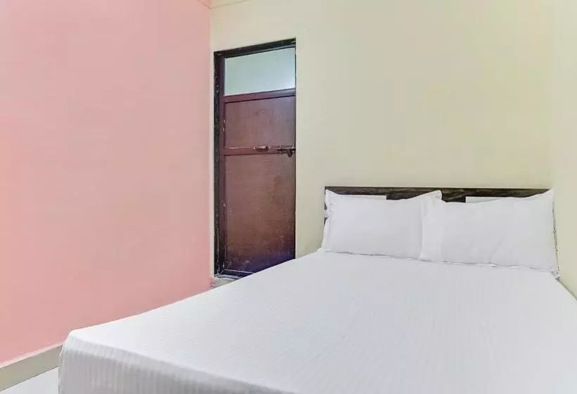 Spot On 61450 Hotel Sai Palace Lodging