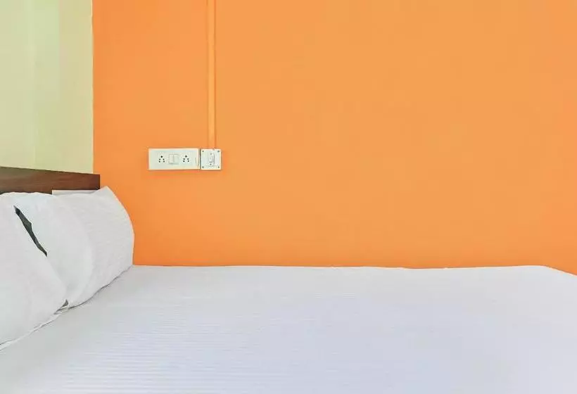 Spot On 61450 Hotel Sai Palace Lodging