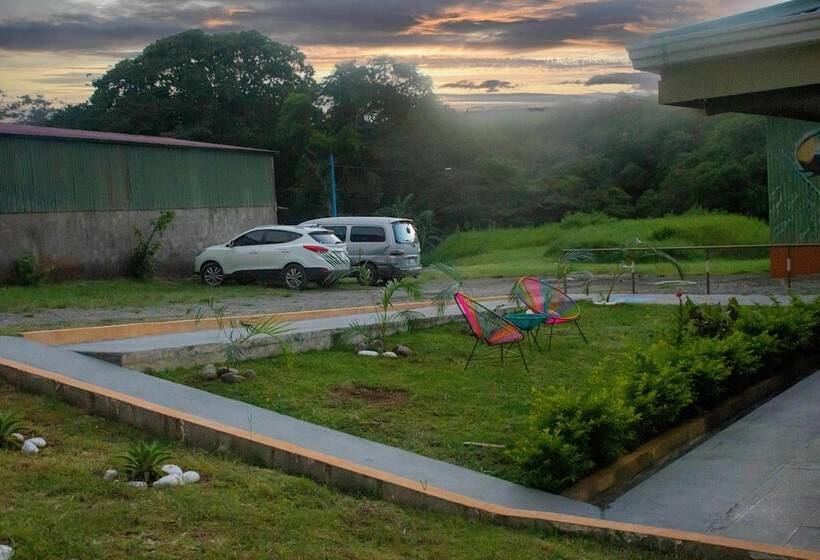 Nafre House B&b Monteverde