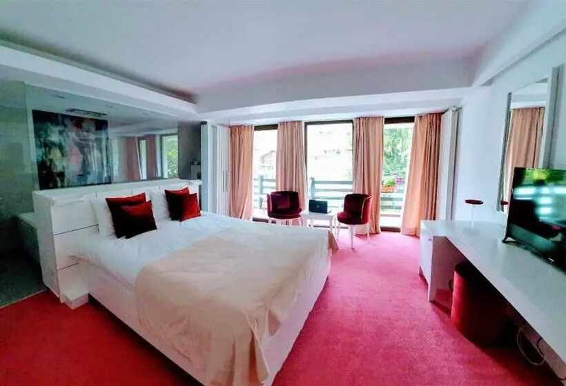 پانسیون Casa Varful Cu Dor