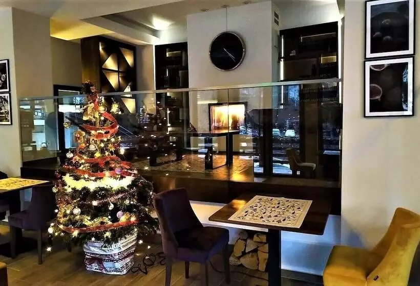 پانسیون Casa Varful Cu Dor