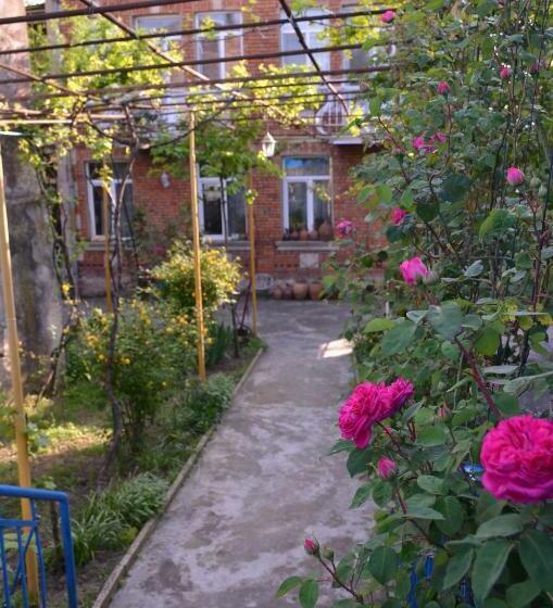 پانسیون Friends House