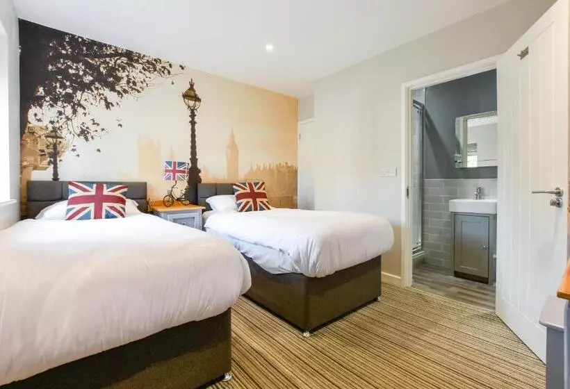 ユースホステル The Bell Inn