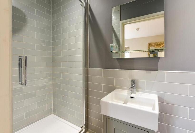 ユースホステル The Bell Inn