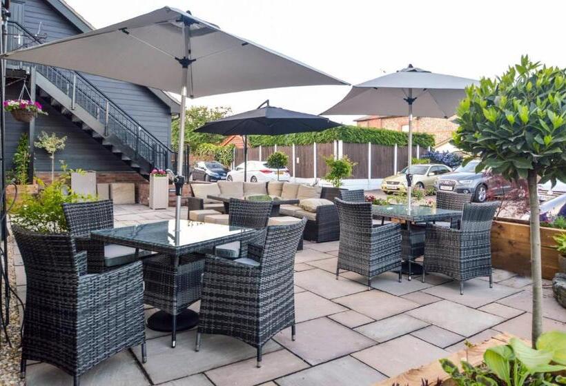 ユースホステル The Bell Inn