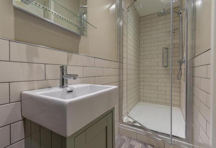 ユースホステル The Bell Inn