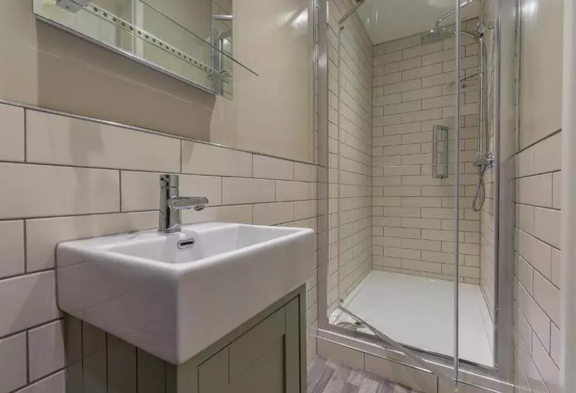 ユースホステル The Bell Inn