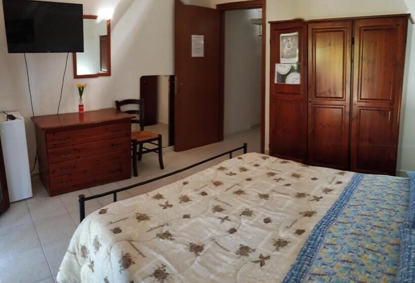 Отель Agriturismo Il Cipresso