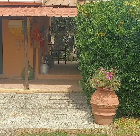 Отель Agriturismo Il Cipresso