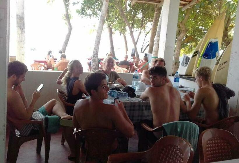 Hôtel Jayanthi Surf Dreams