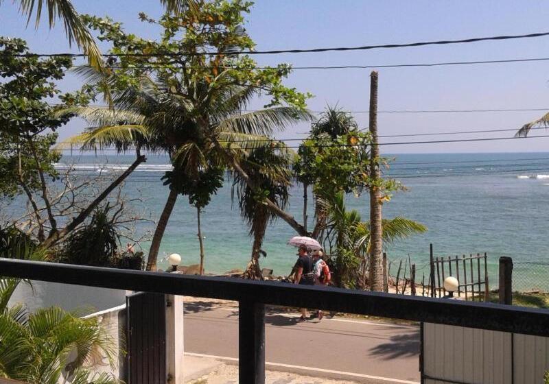 هتل Polhena Coral Reef Resort