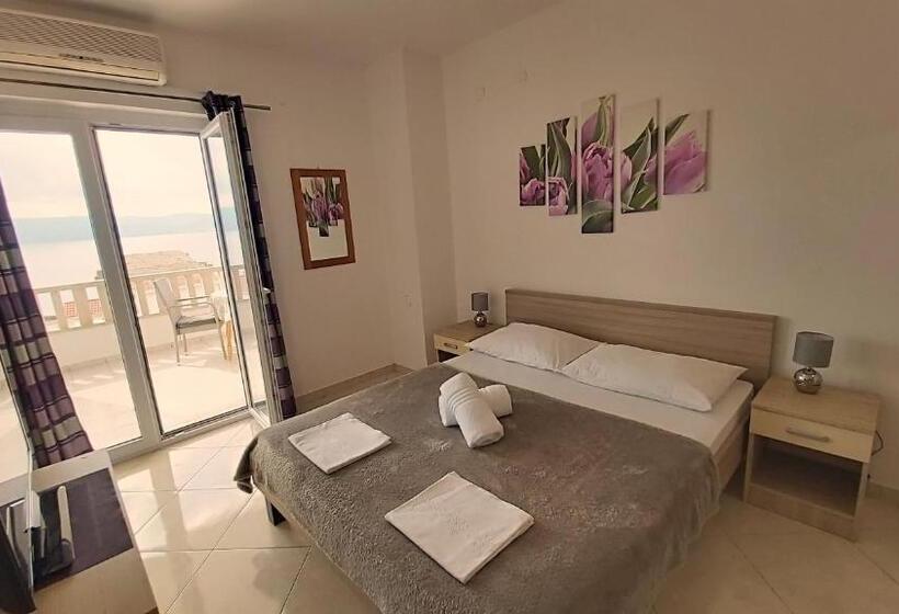 Pensionat Apartments Nemira