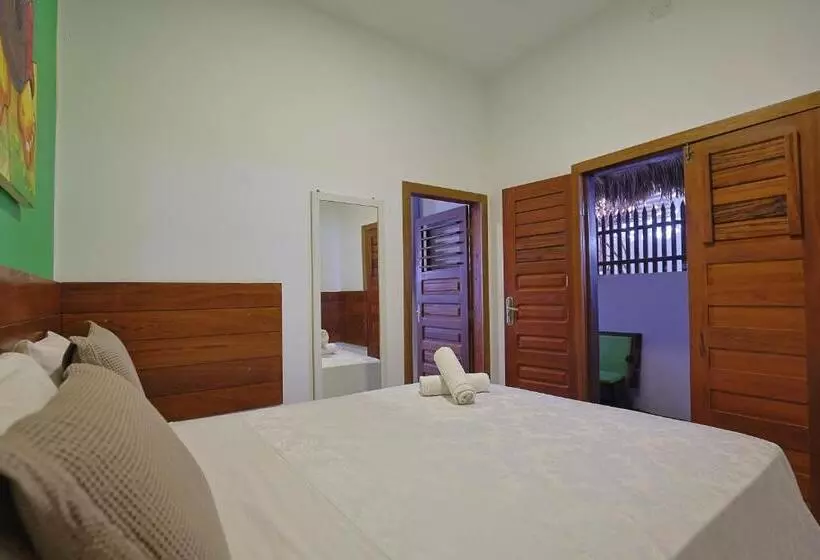 پانسیون Beach House Suites