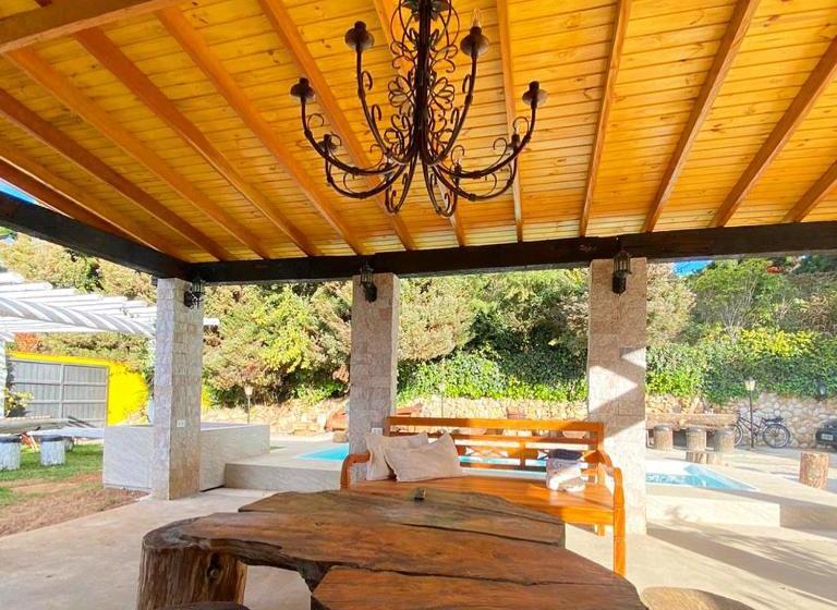 پانسیون Campos House