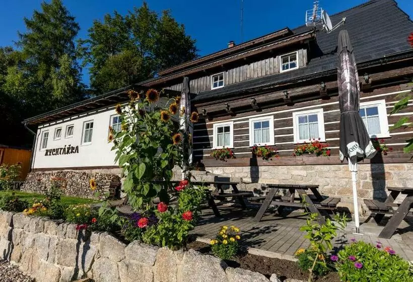 Majatalo Chata Rychtářka