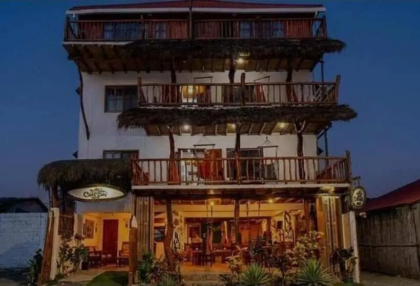 ペンション Cocoa Inn Hostal